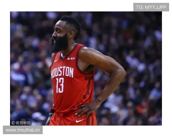 弗拉德·迪瓦茨内线高效传导球对比同代中锋明显提升球队进攻节奏